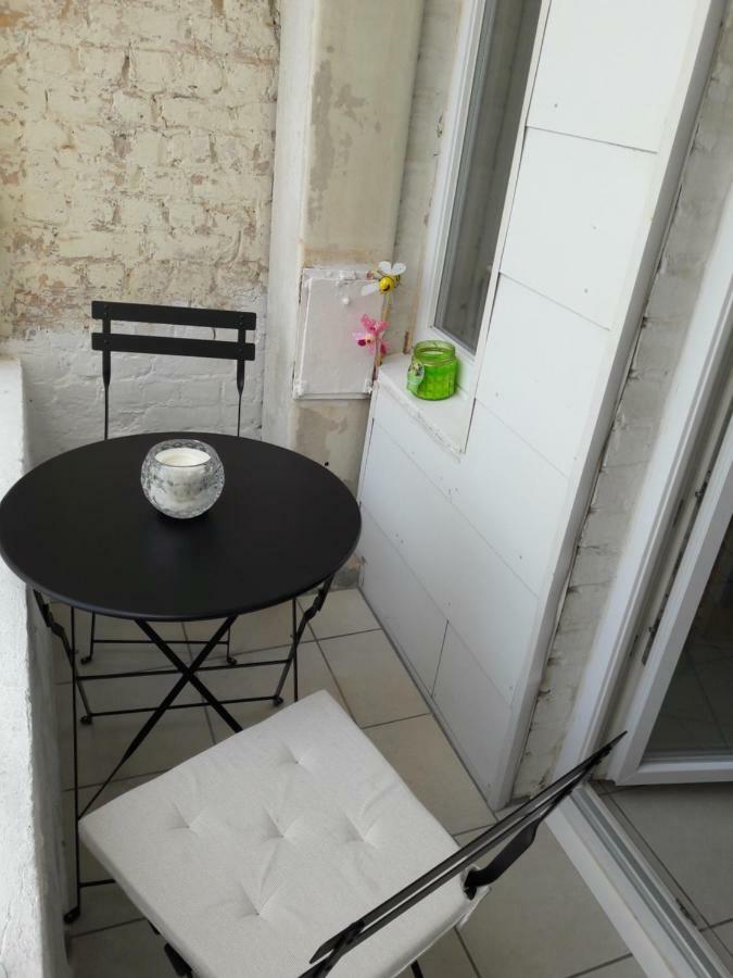 2 Slaapkamer Appartement Op De Zeedijk Van Oostende. Ostend Exterior photo